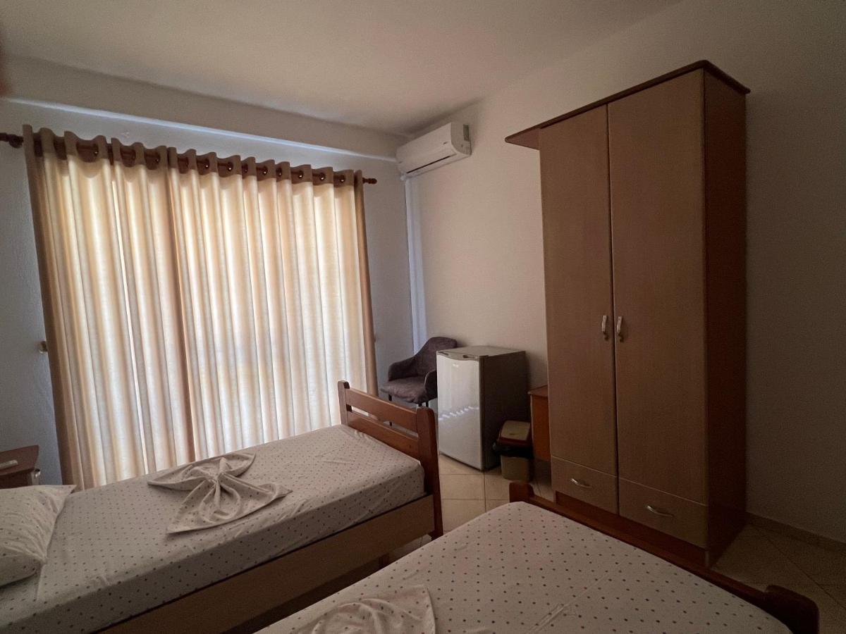 Sangiovanni Shëngjin Extérieur photo